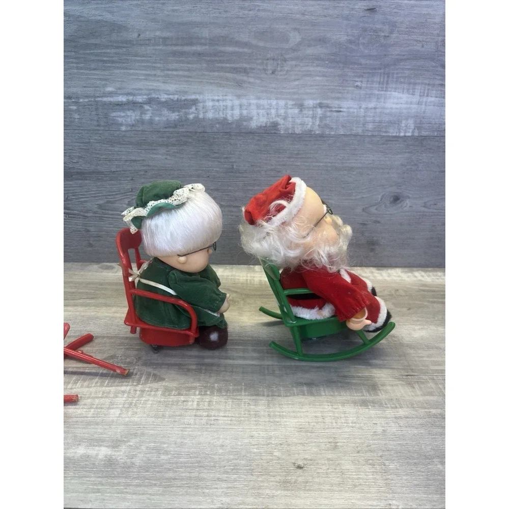 Rockababies Musical Rocking Mr Mrs Claus Plays Santa Coming To Town Santa VTG